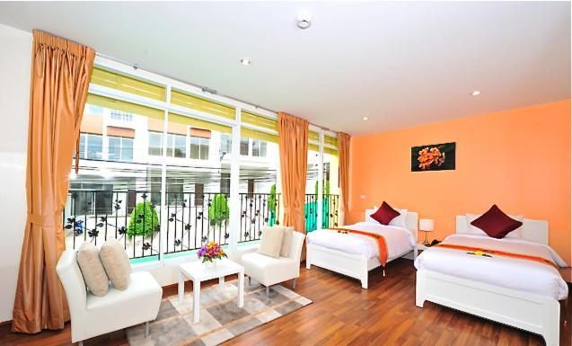 Villareal Heights Phuket Kamer foto