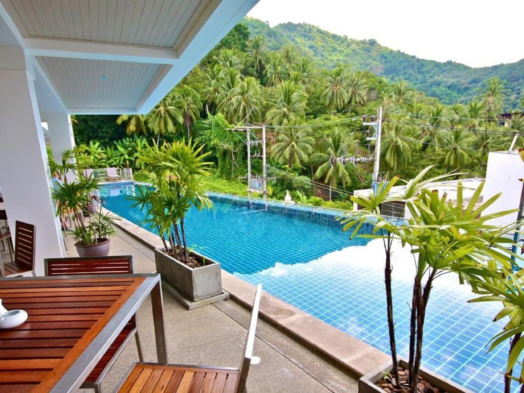 Villareal Heights Phuket Buitenkant foto