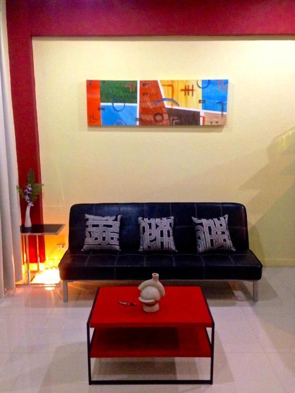 Villareal Heights Phuket Buitenkant foto