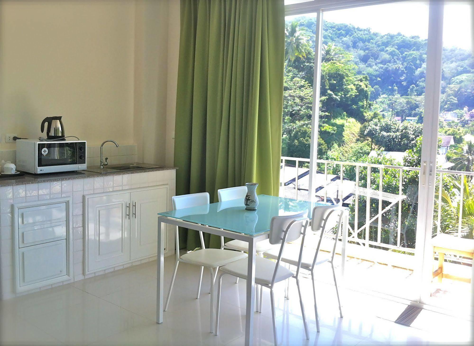 Villareal Heights Phuket Buitenkant foto