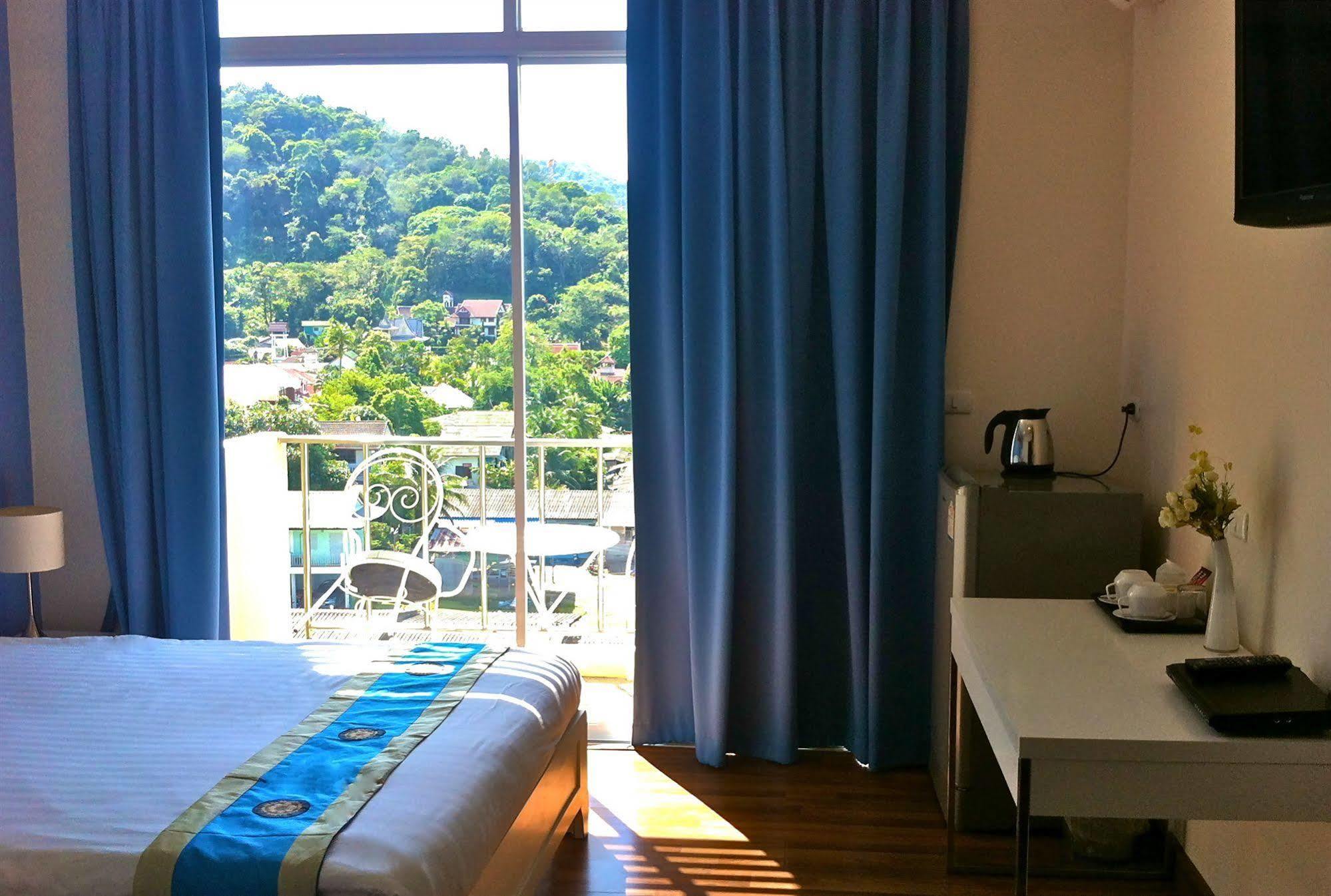 Villareal Heights Phuket Buitenkant foto